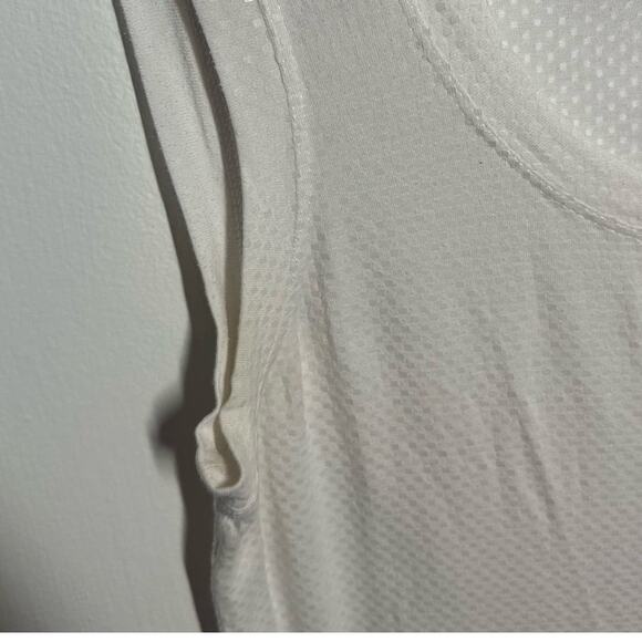St. John Caviar White Sequin Sparkle Tank Top Size Small - Picture 5 of 10